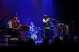 Peter Somuah Group – Jazz Brugge 2025, Concertgebouw Bruges 13 peter somuah group concertgebouw brugge kaap marvin anthony studio 14 november 2025 1 scaled uai